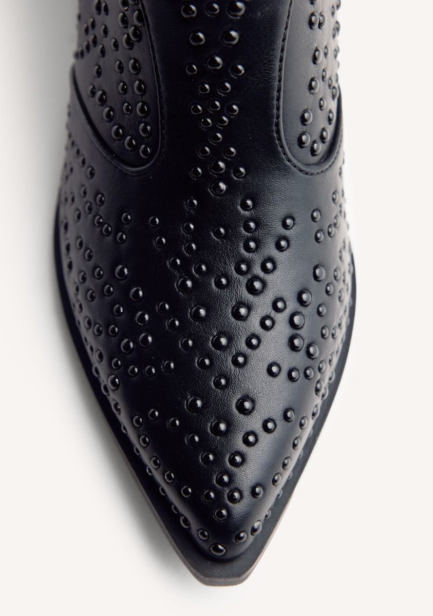 Shevlin Botas - Image 3