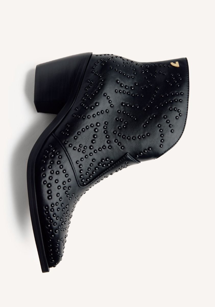 Shevlin Botas - Image 2